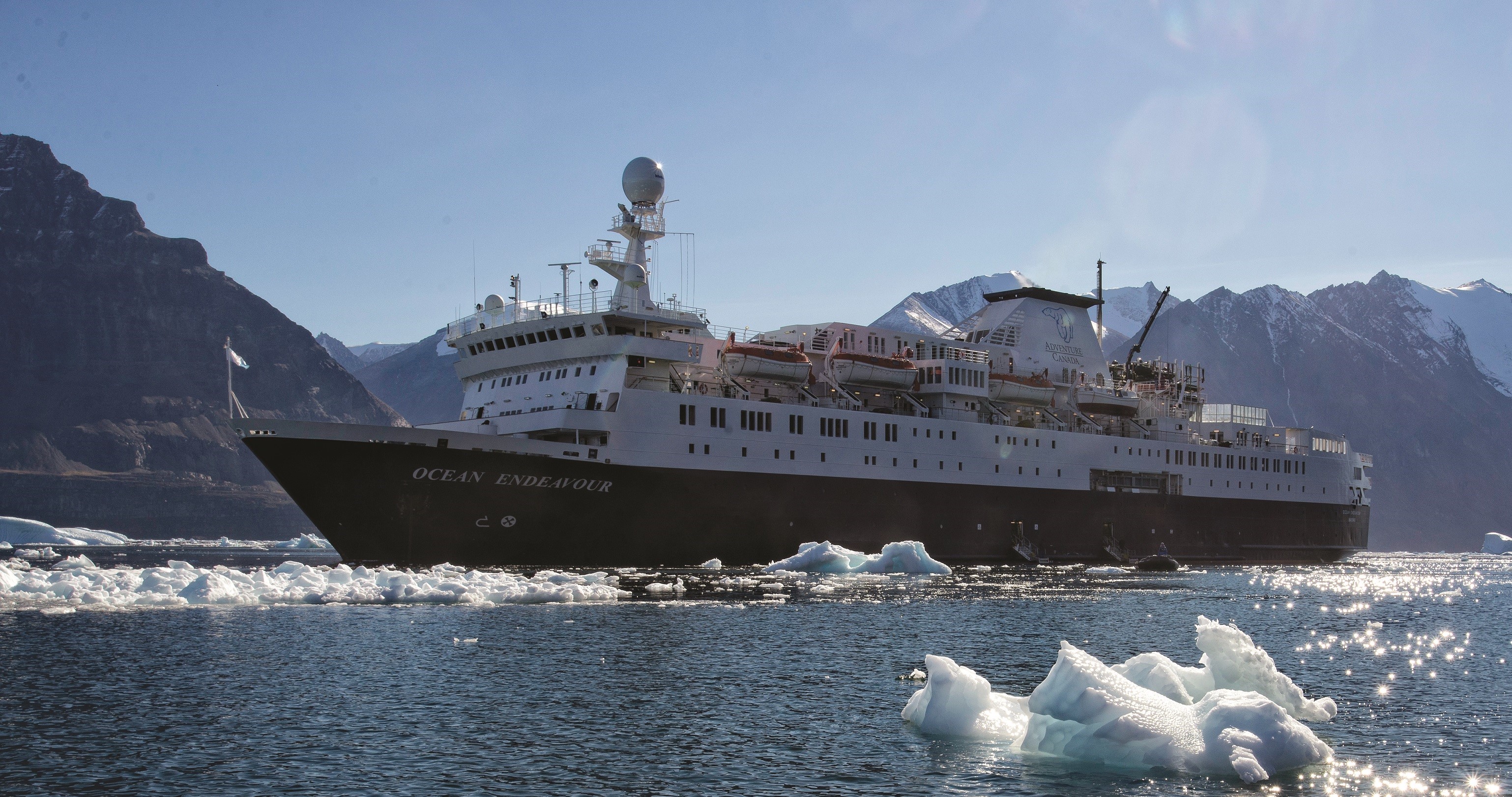 Ocean Endeavour - Ship Reviews & Cabin Guide | Swoop Arctic